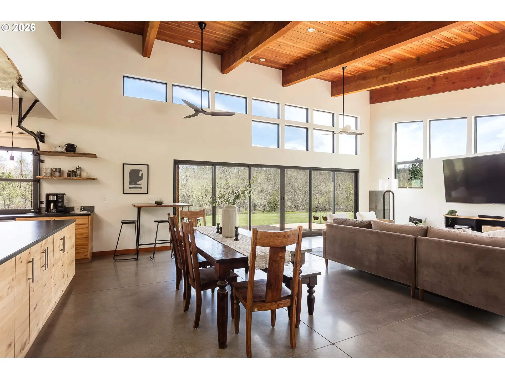 Dining Area-Ceiling Fan