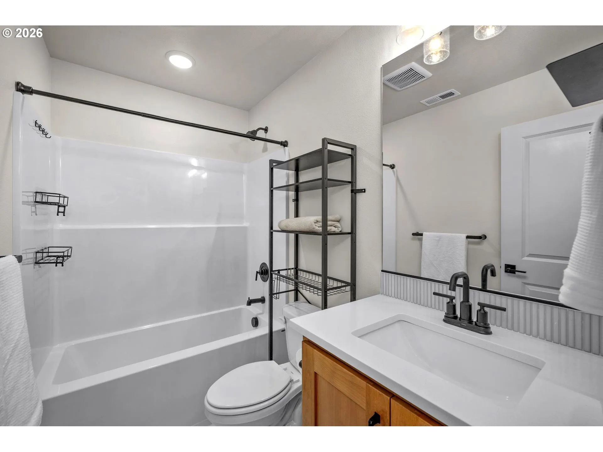Bathroom-Upper