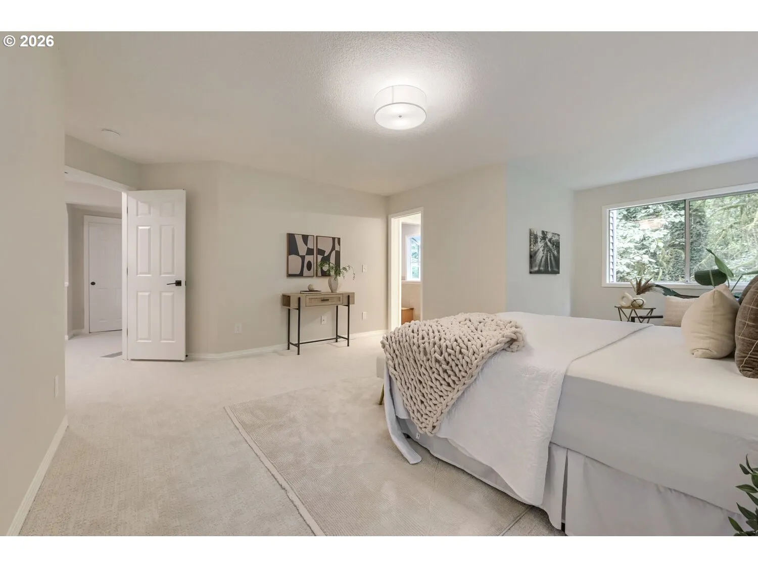 Bedroom, Primary