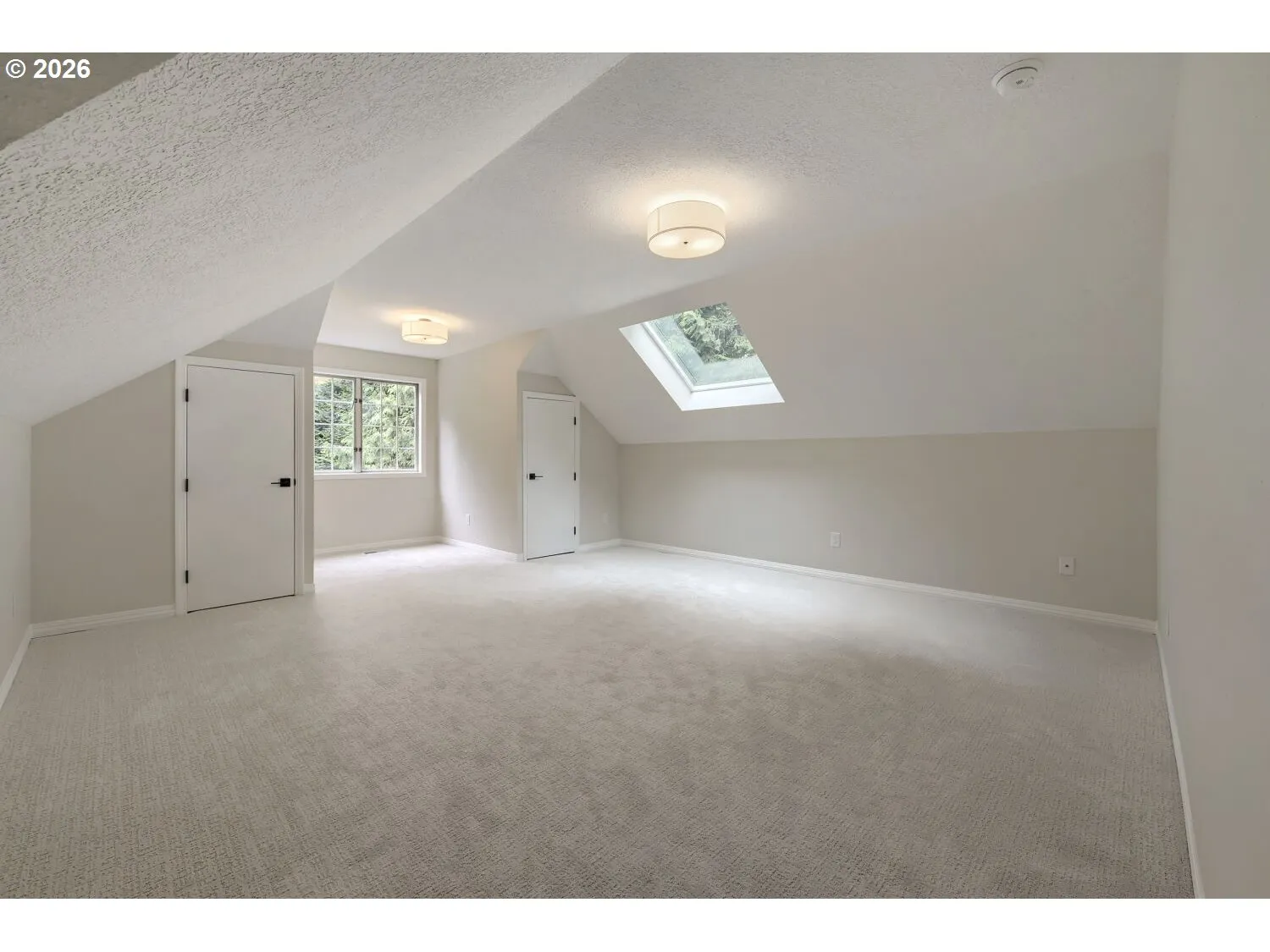 Bonus Room-Upper