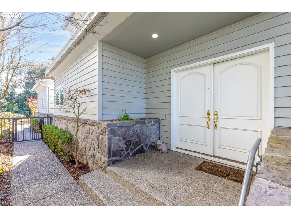Entrance/Foyer
