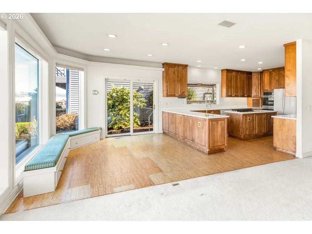 Kitchen/Nook-# 3