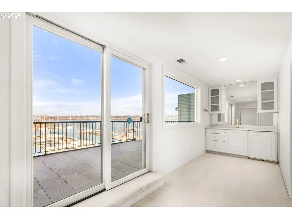 Bonus Room-Upper