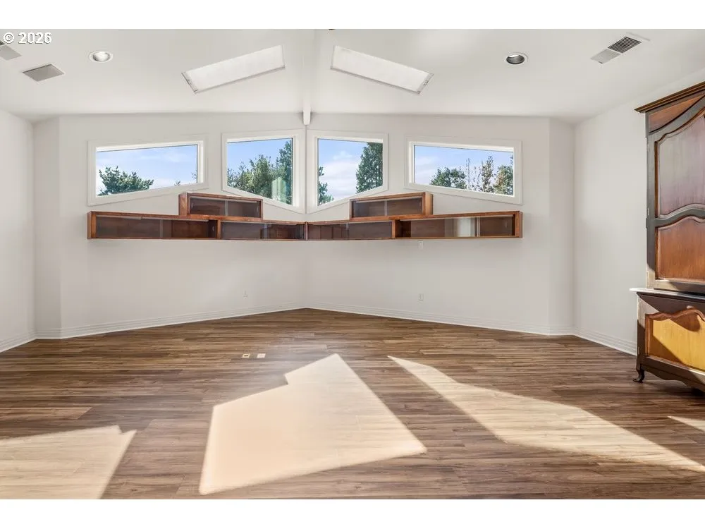 Loft-# 1