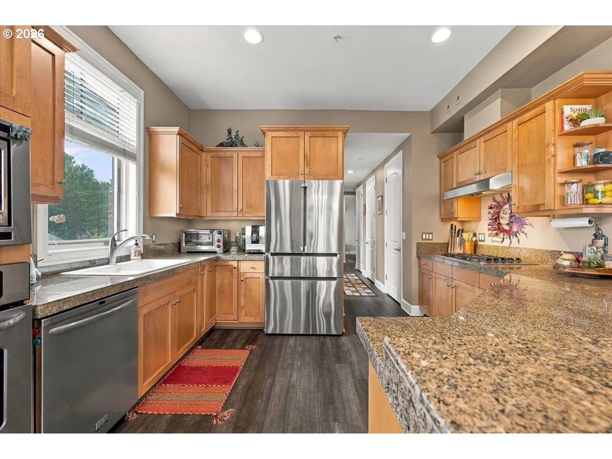 Kitchen-Cooking Island