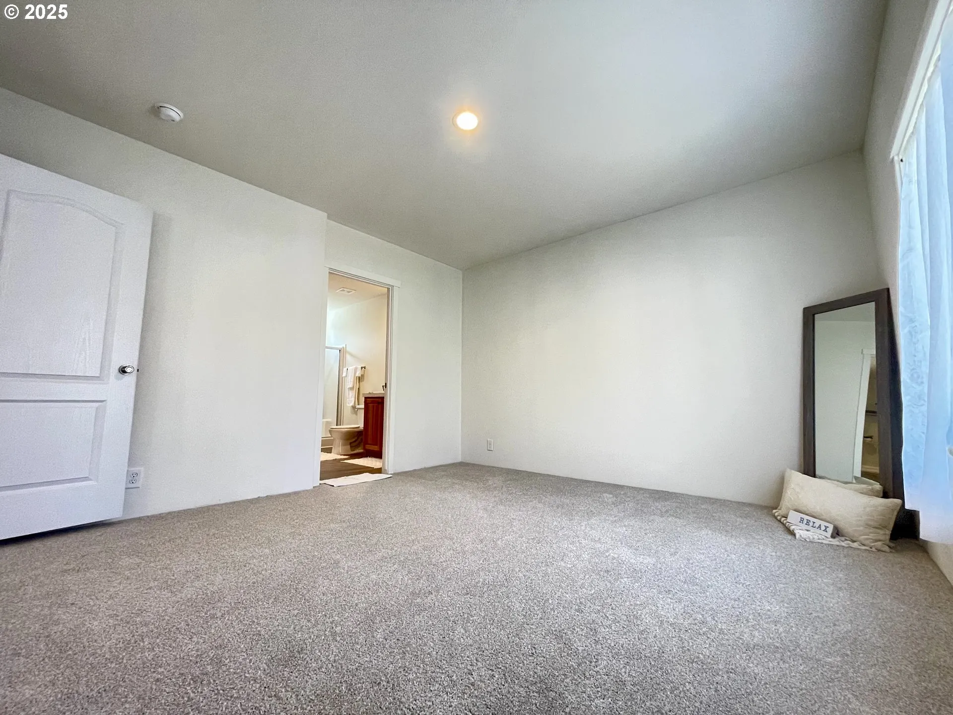 Primary Bedroom-Attached Bathroom
