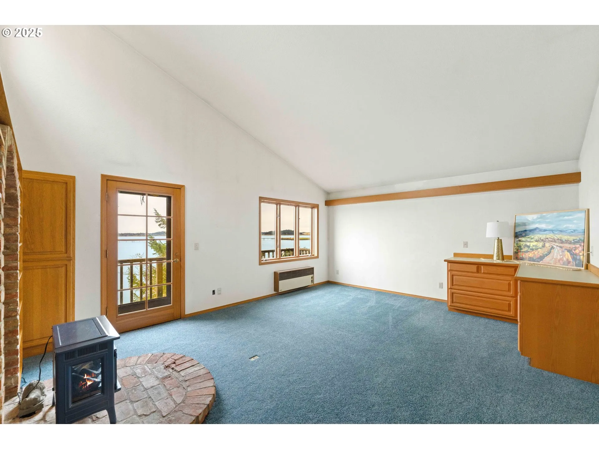 Bedroom, Owner's Suite-Upper