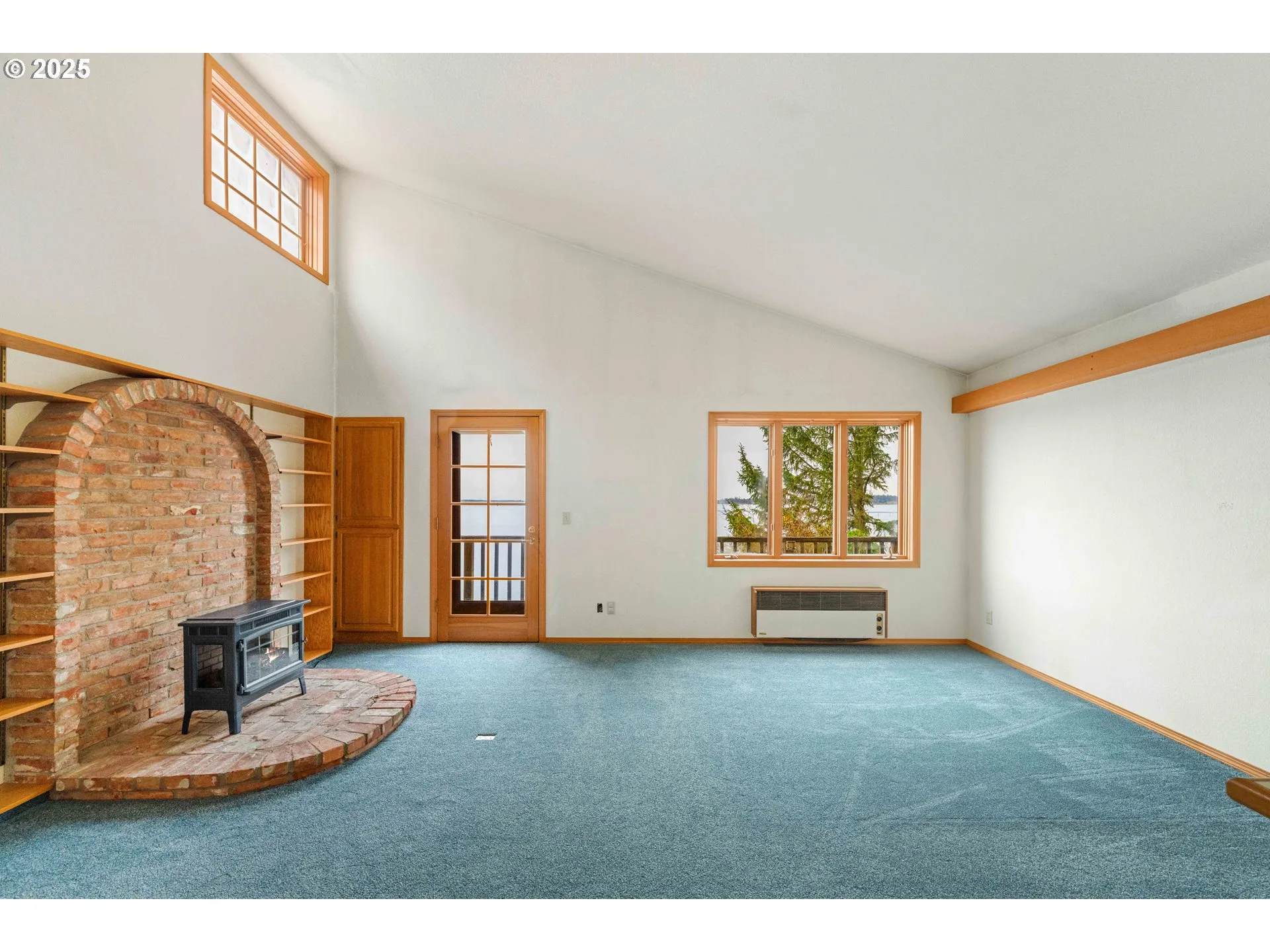 Bedroom, Owner's Suite-Upper