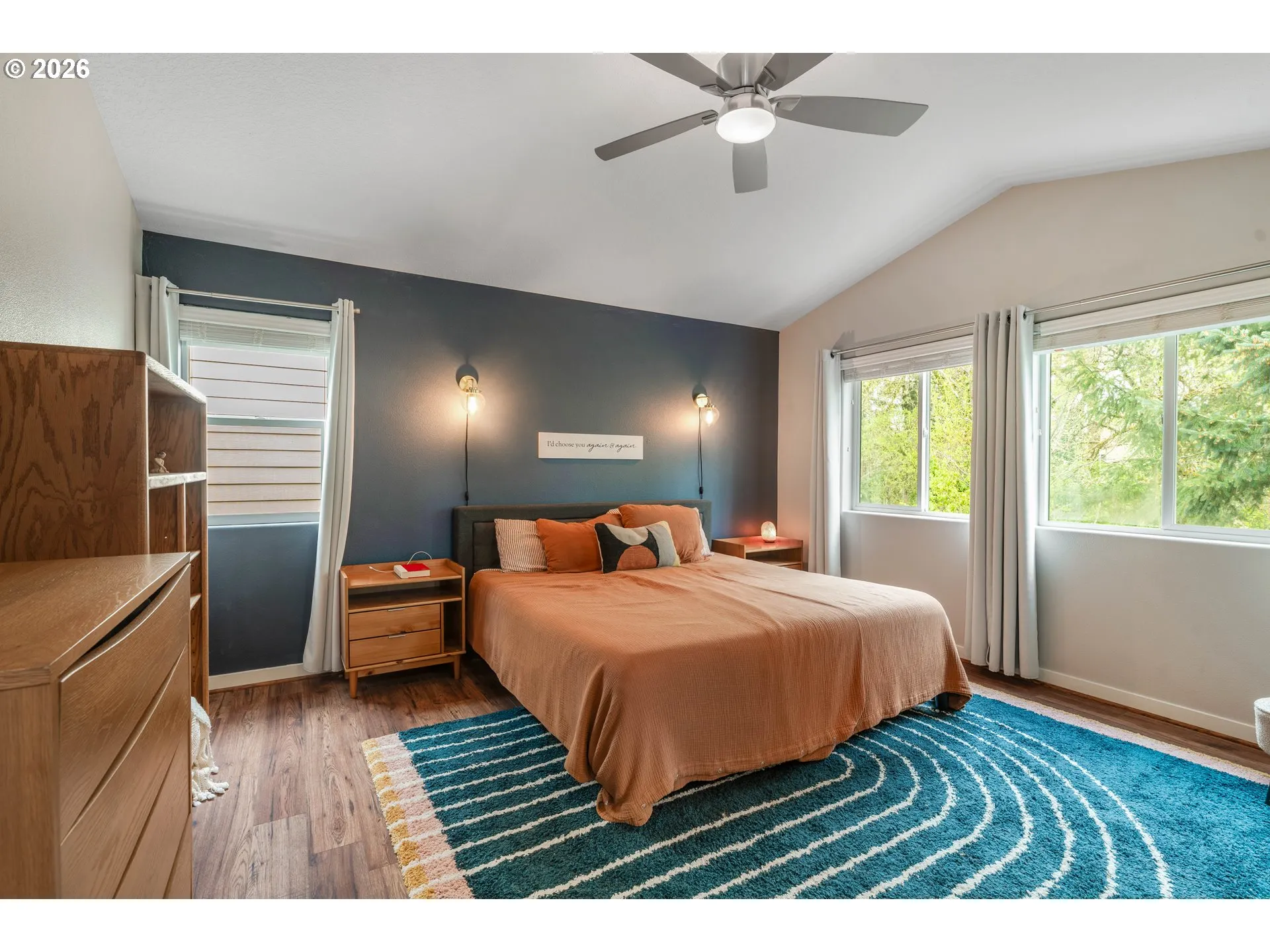 Bedroom, Owner's Suite-Vaulted Ceilings