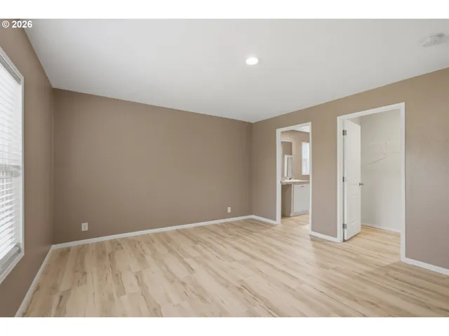 Primary Bedroom-Main