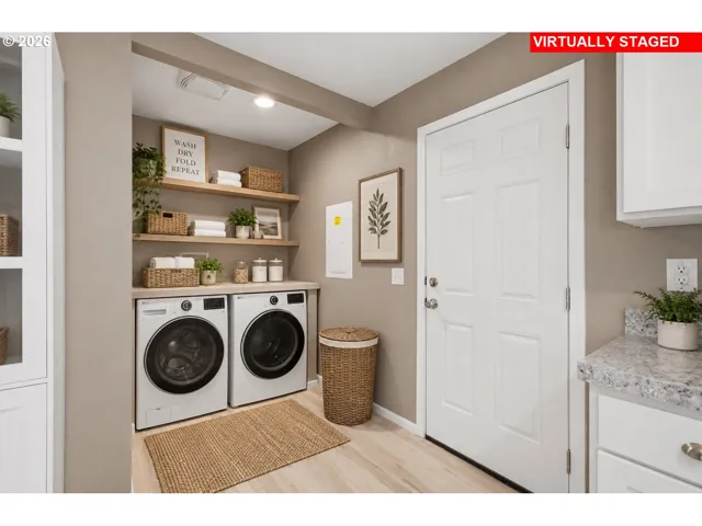 Laundry-Wide Angle/Fisheye