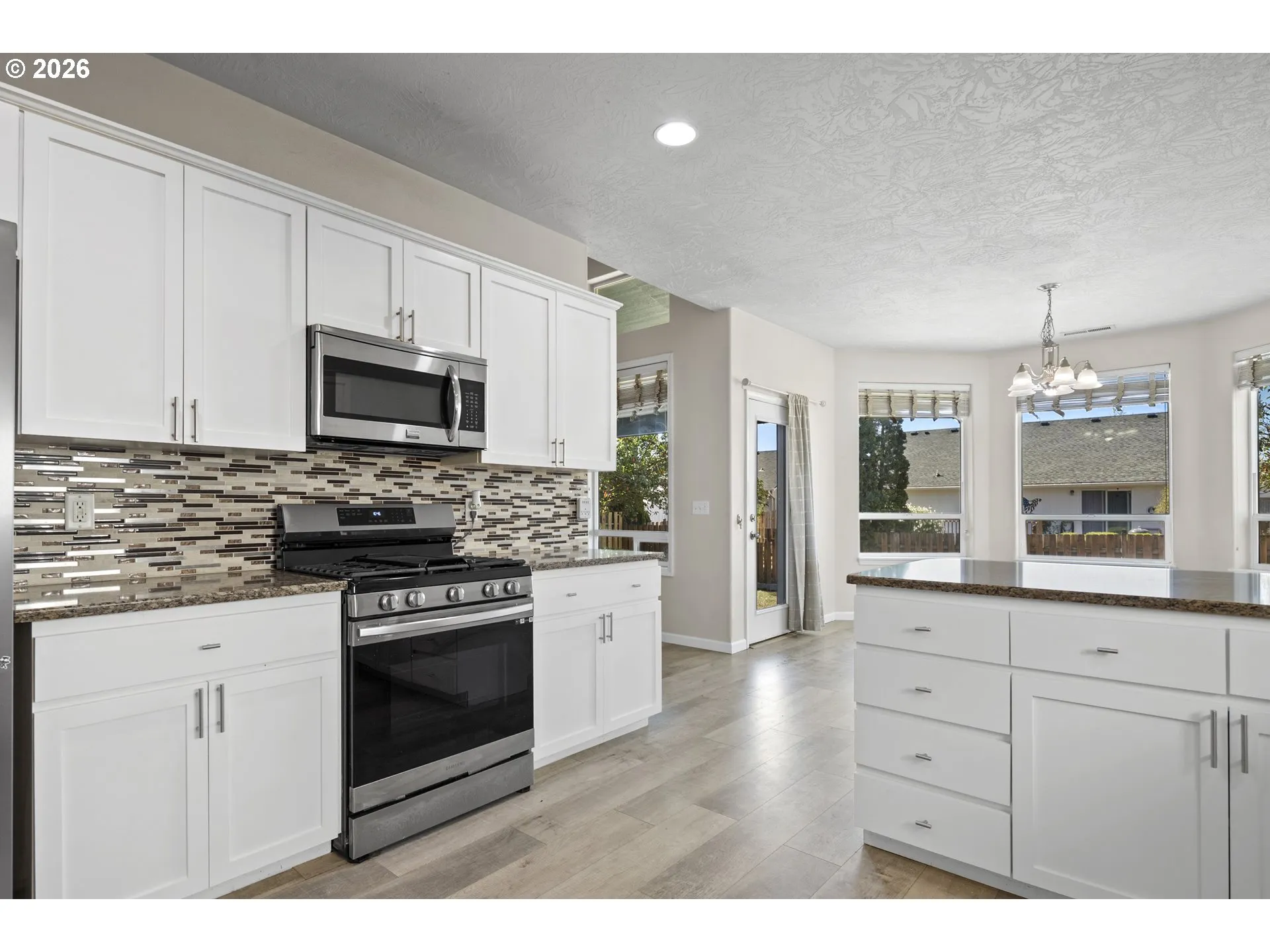 Kitchen-Oven