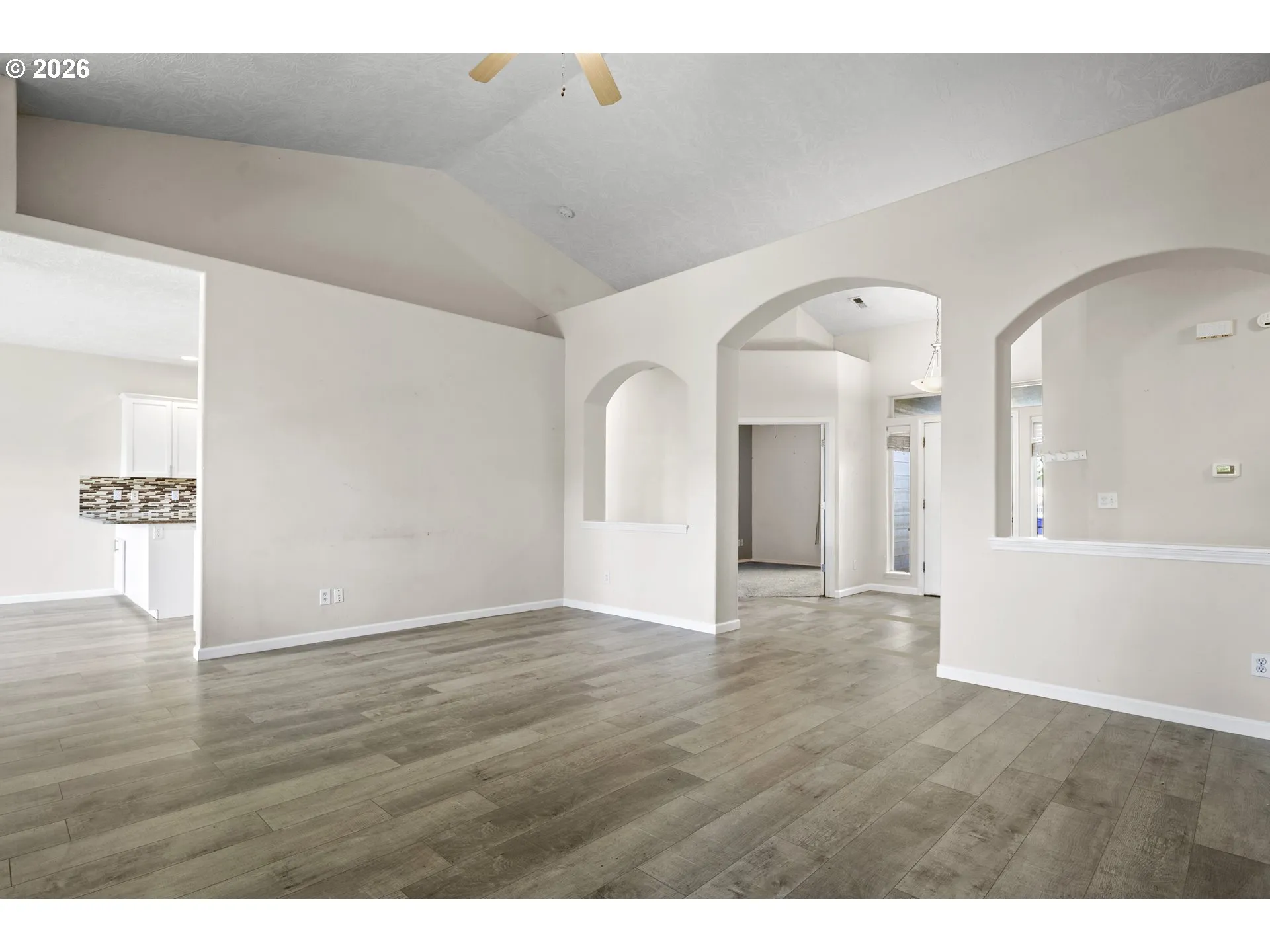 Living Room-Vaulted Ceilings