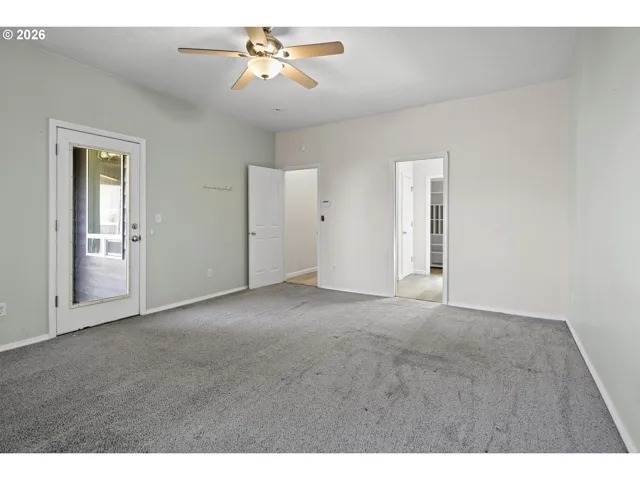 Bedroom, Owner's Suite
