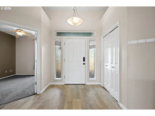 Entrance/Foyer