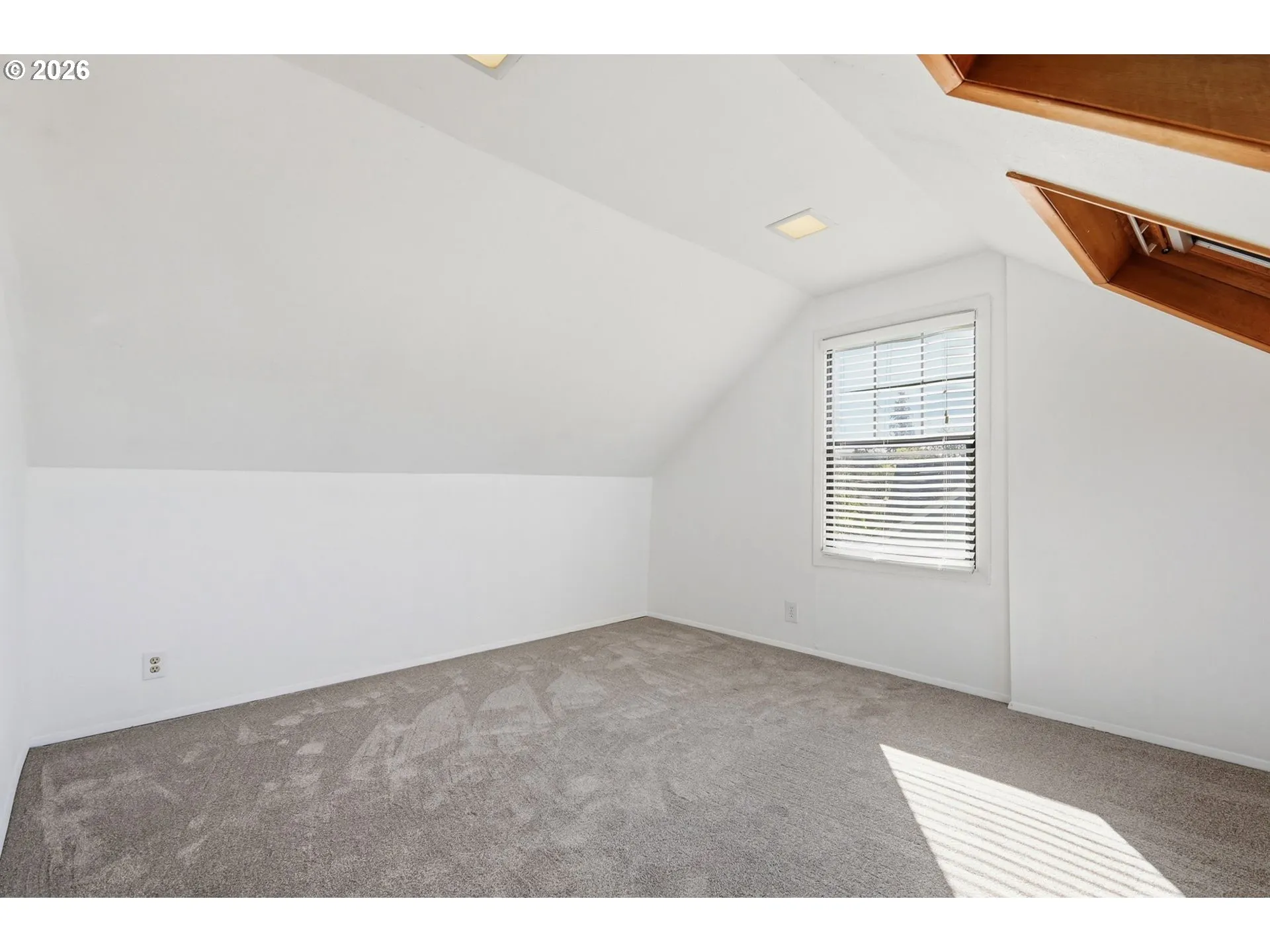 Bedroom-Upper