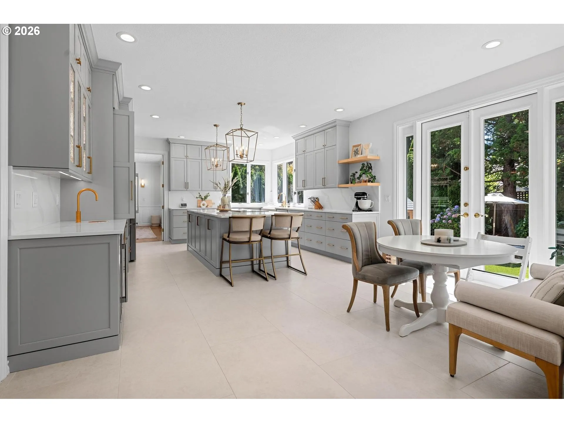 Kitchen/Nook-Eating Area