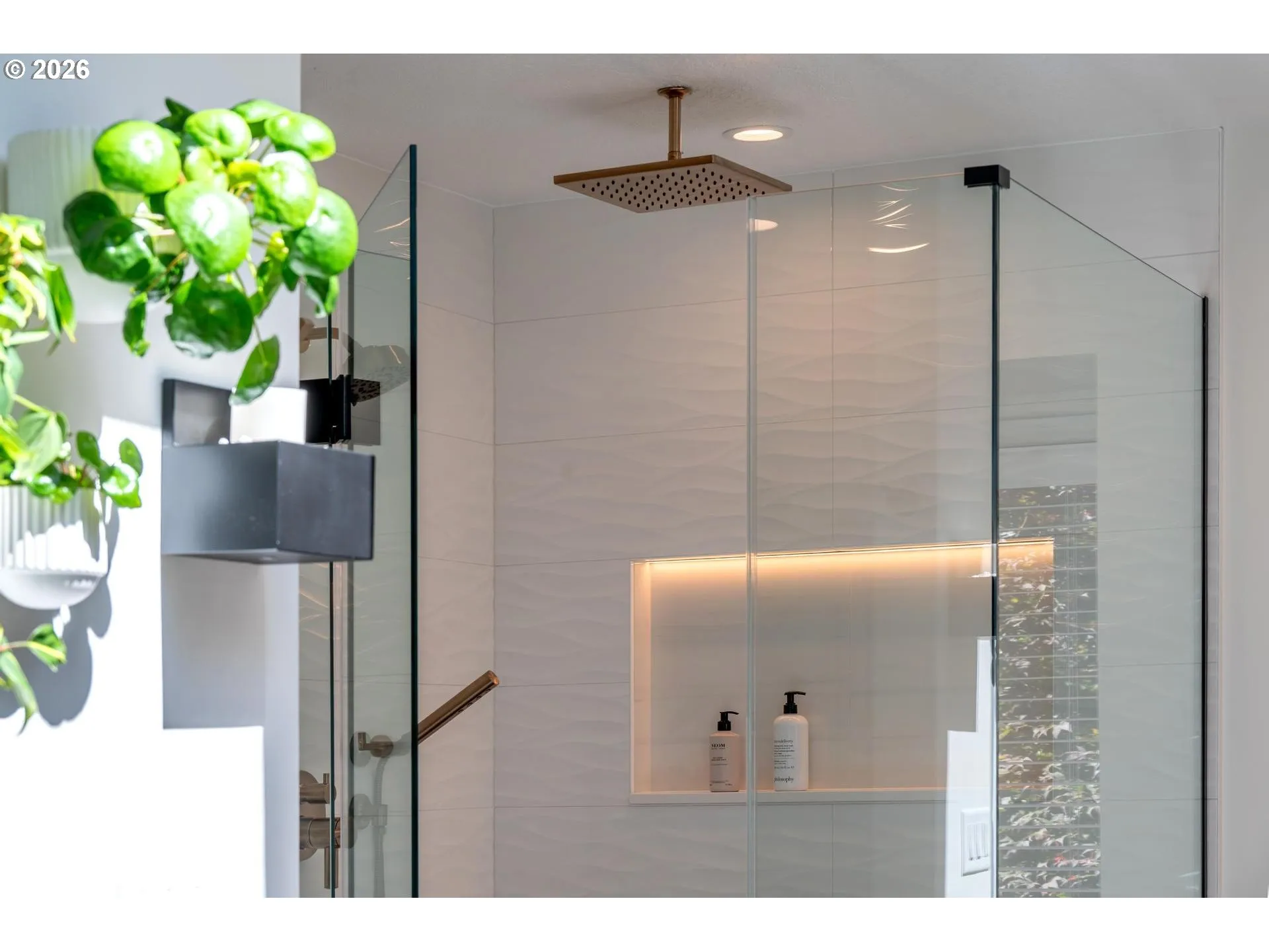 Bathroom, Attached-Walk in Shower