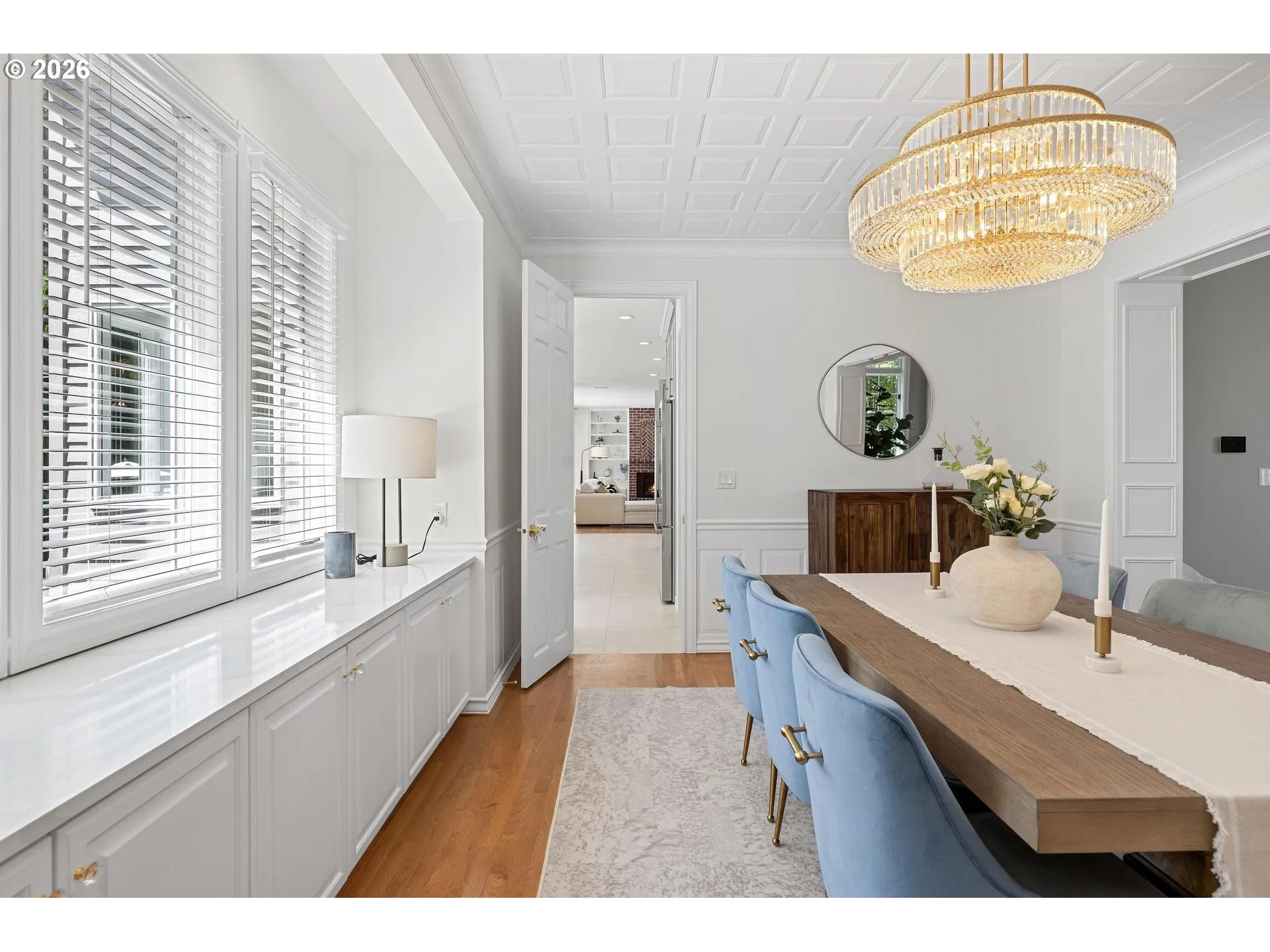 Dining Room-Built-In Cabinets