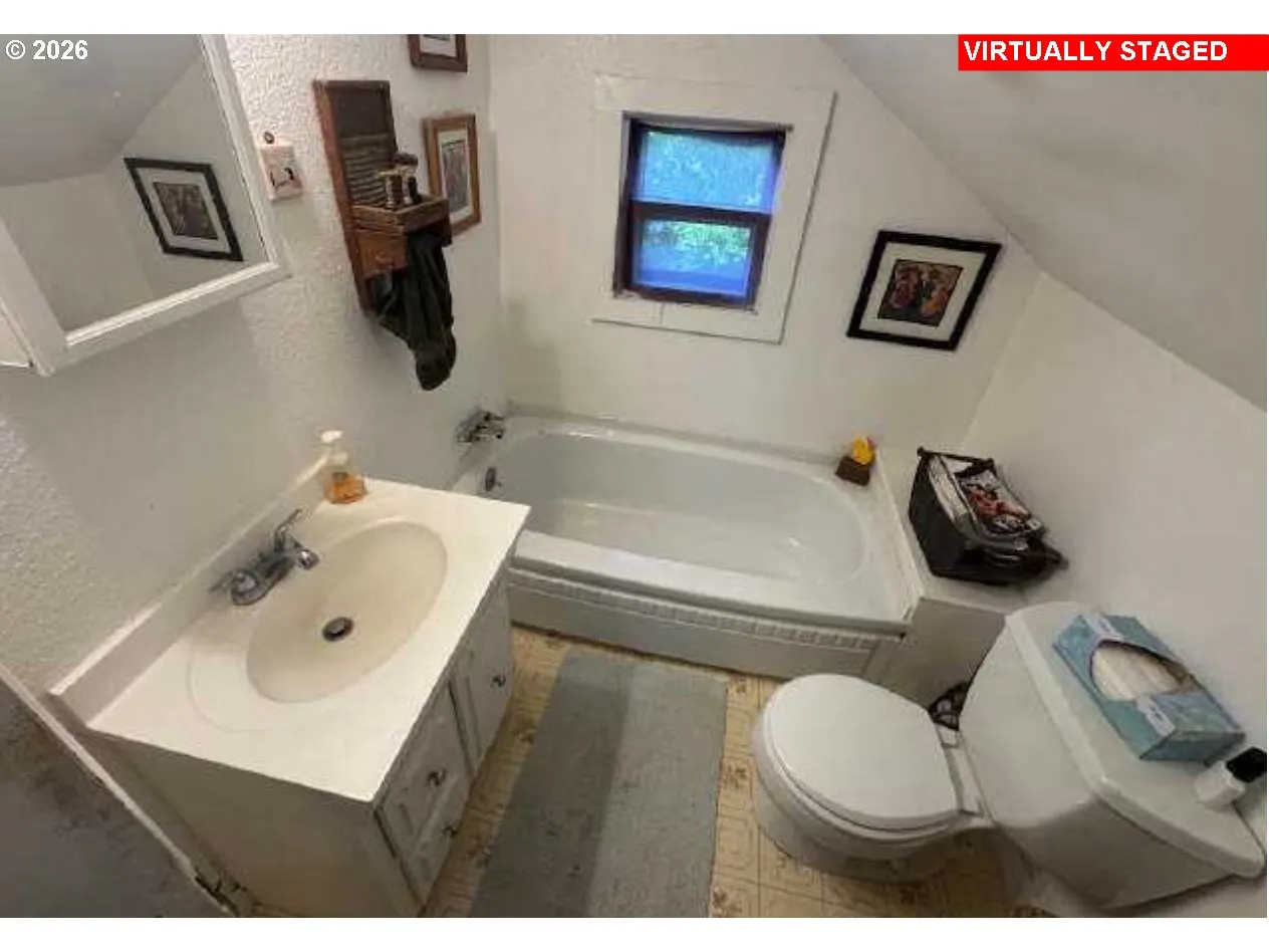 Owner's Suite Bathroom-Full Bathroom