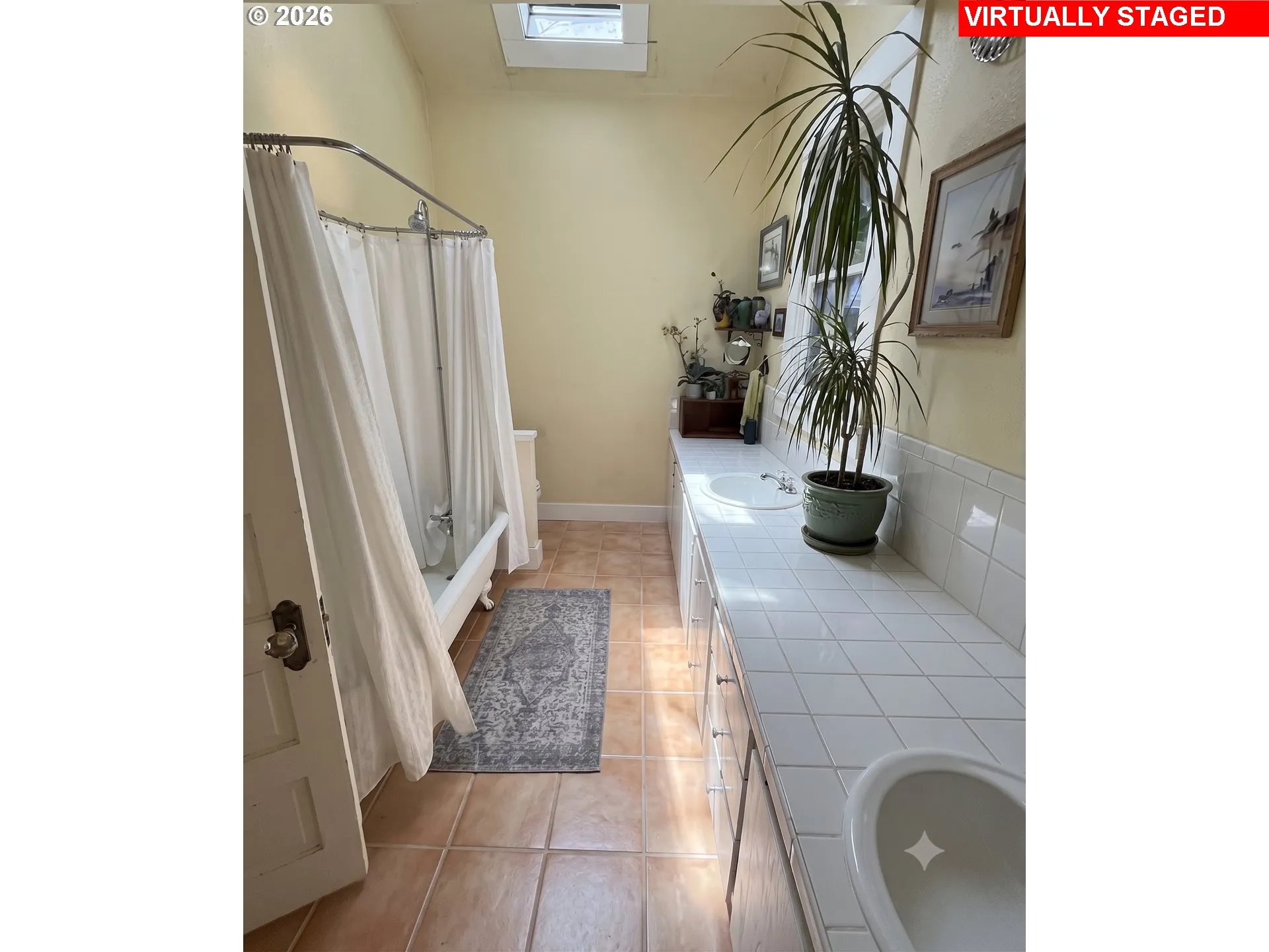 Bathroom-Lower
