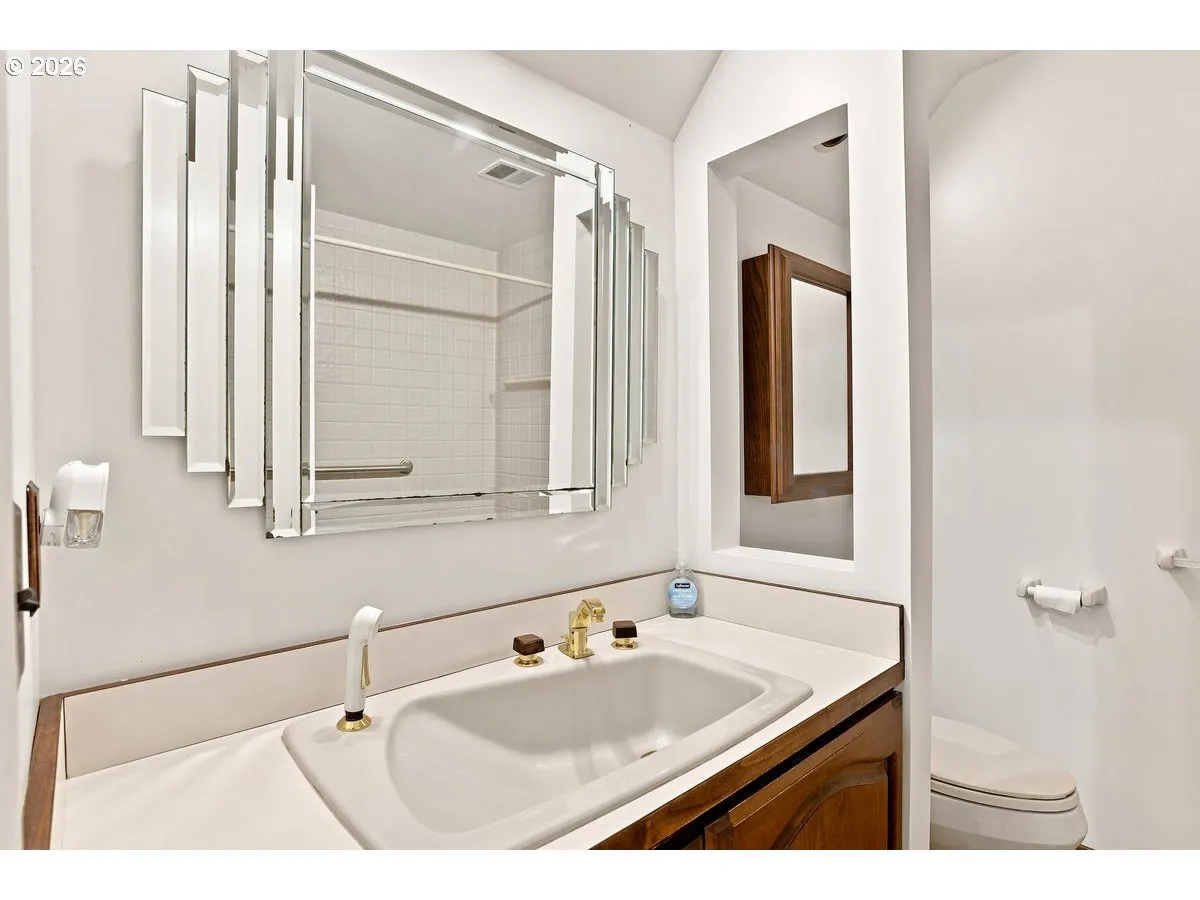 Bathroom-Main