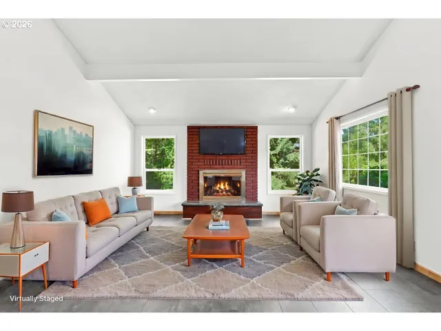 Living Room-Vaulted Ceilings