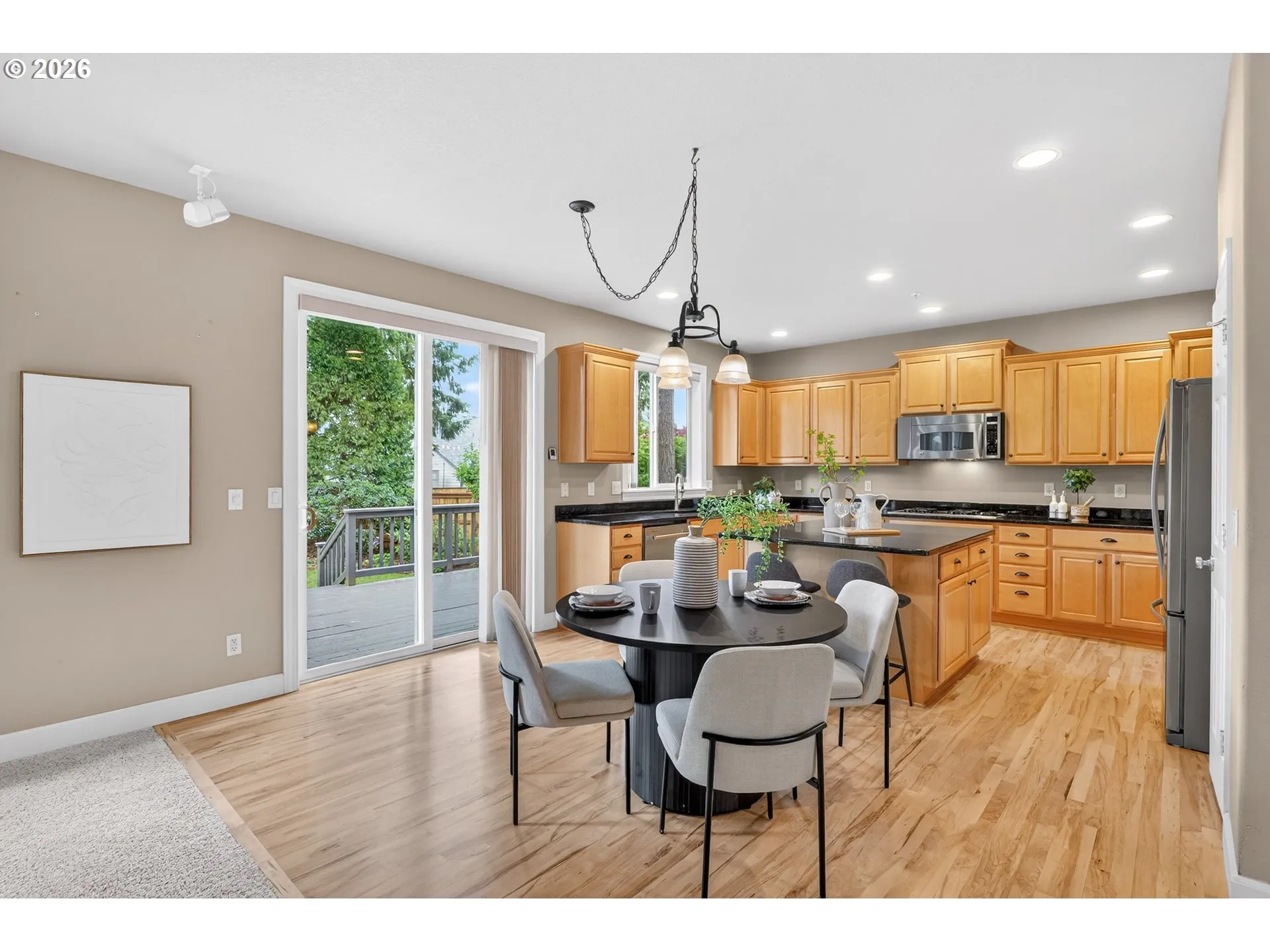 Kitchen-Eating Area