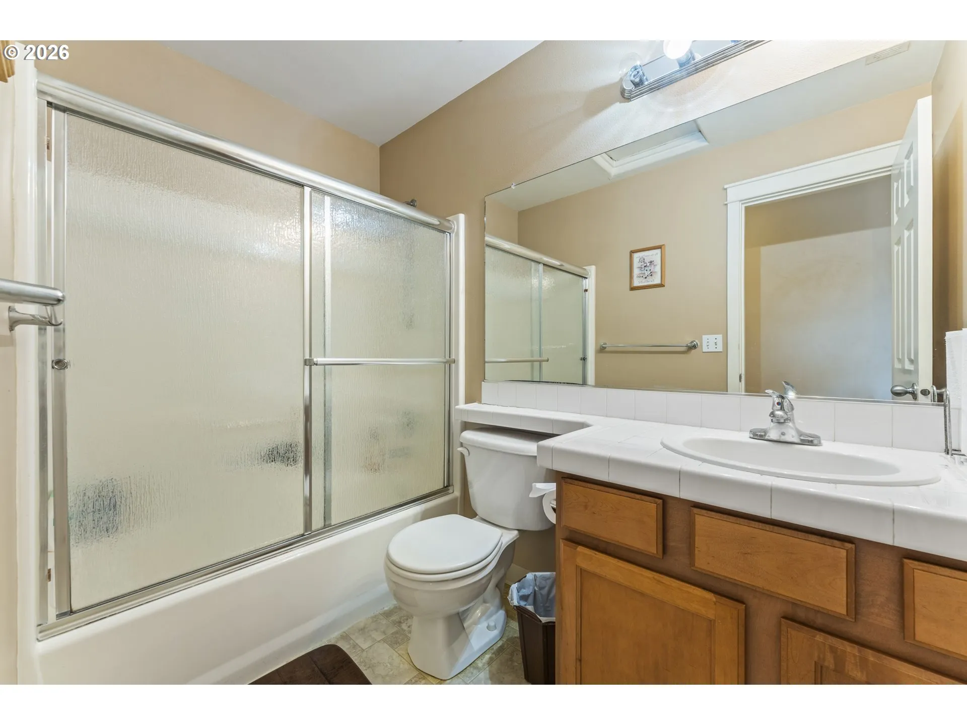 Bathroom-Upper