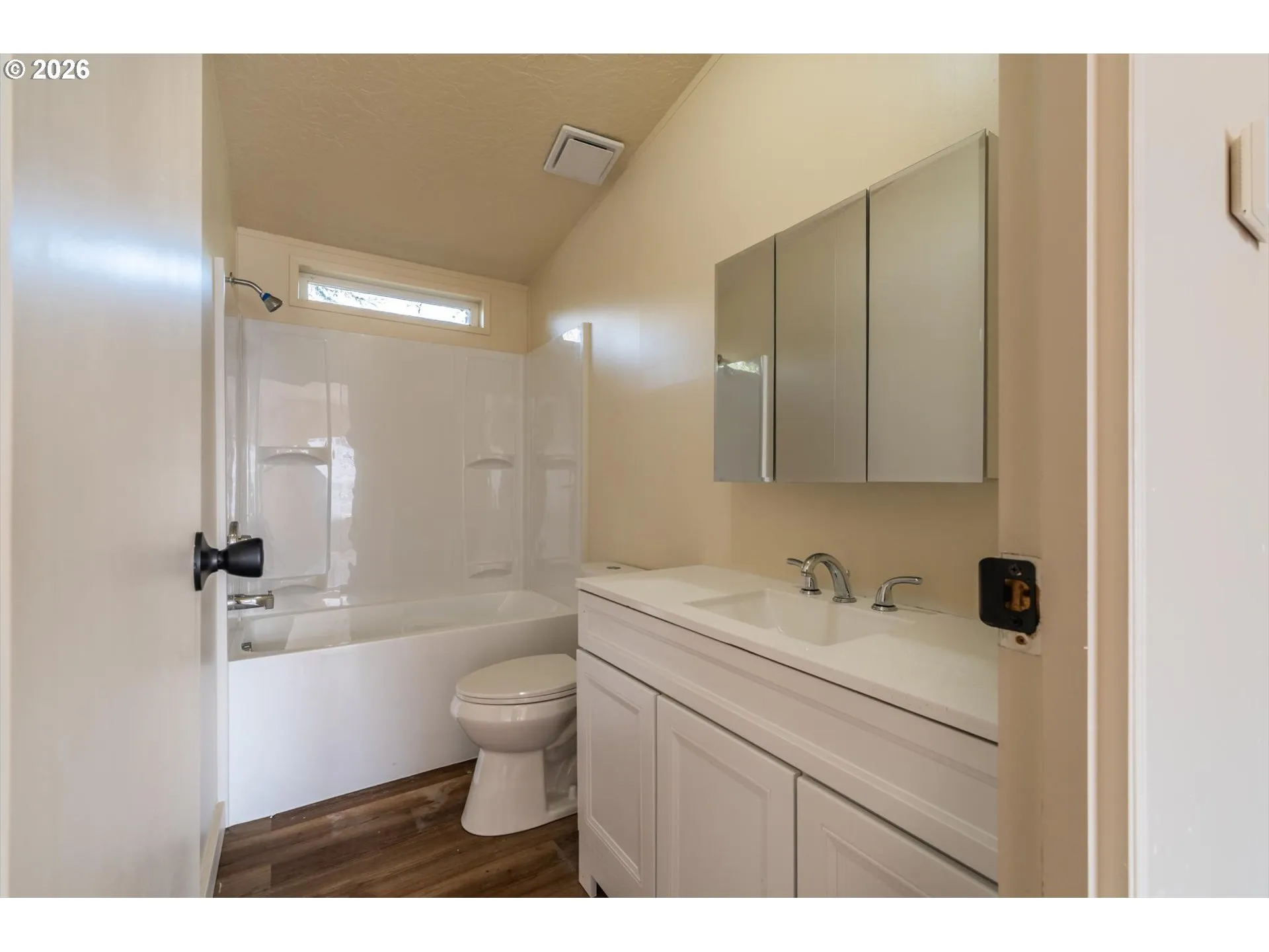 Bathroom-Hall