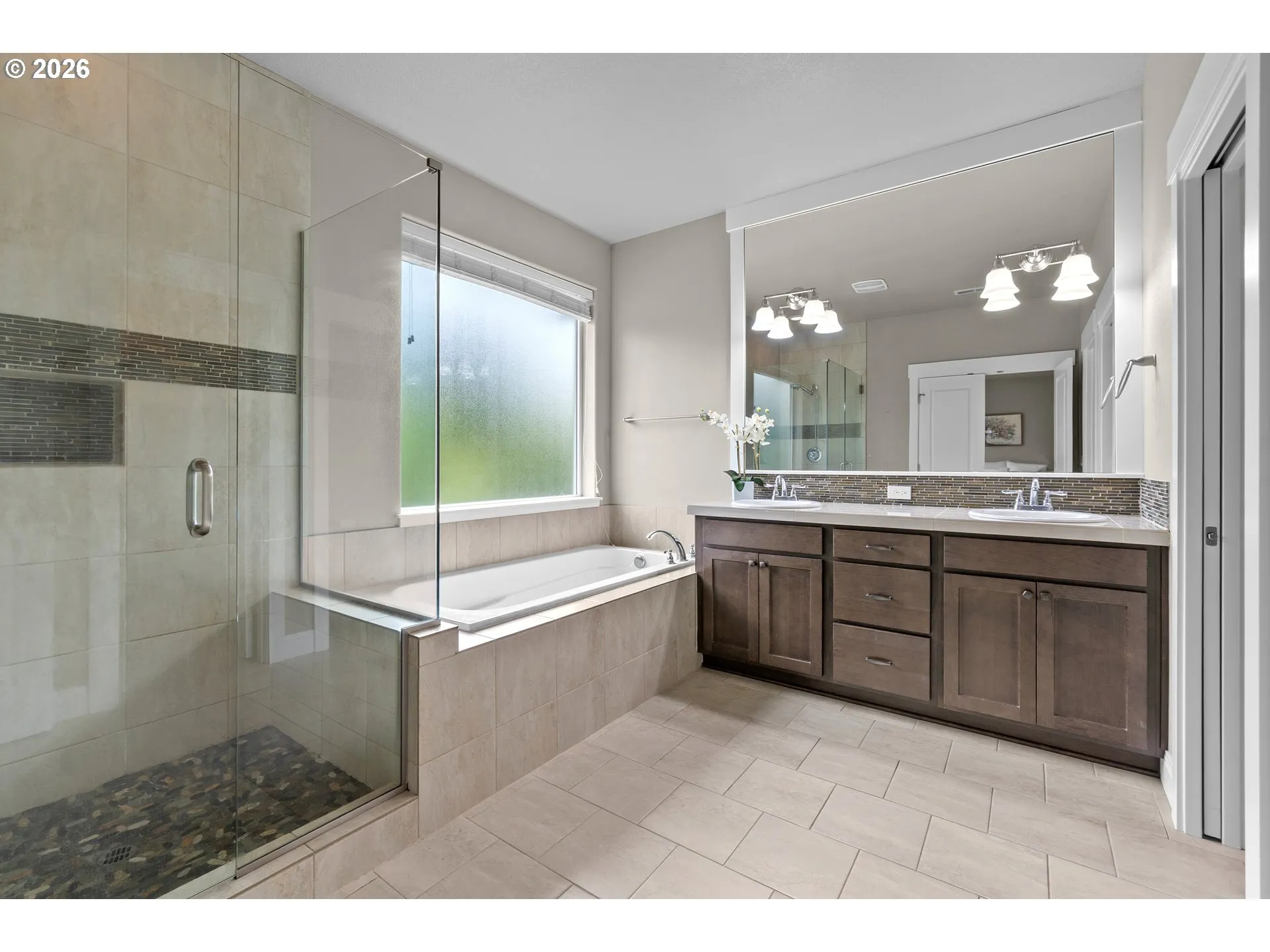 Bathroom, Attached