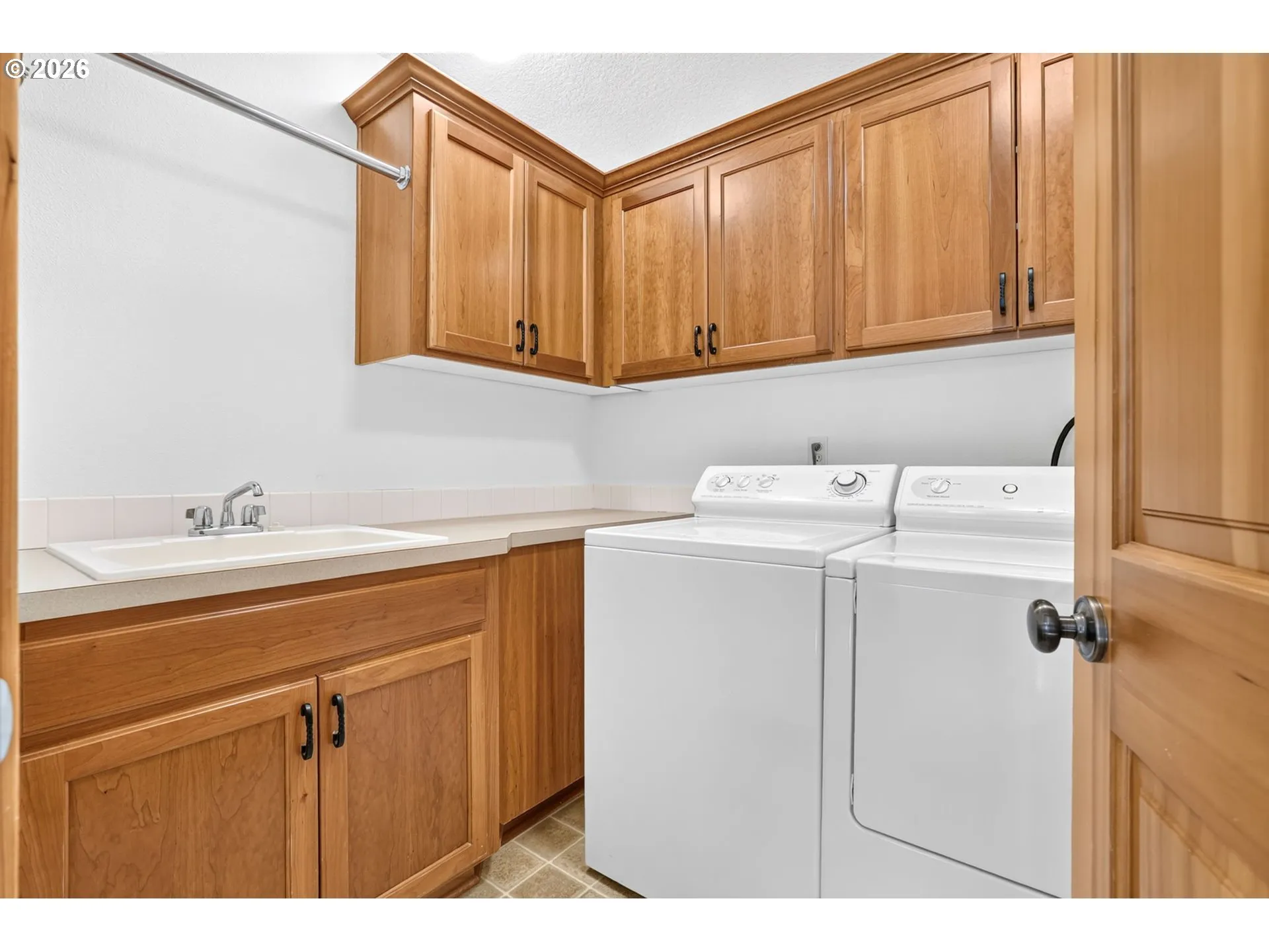 Laundry-Upper
