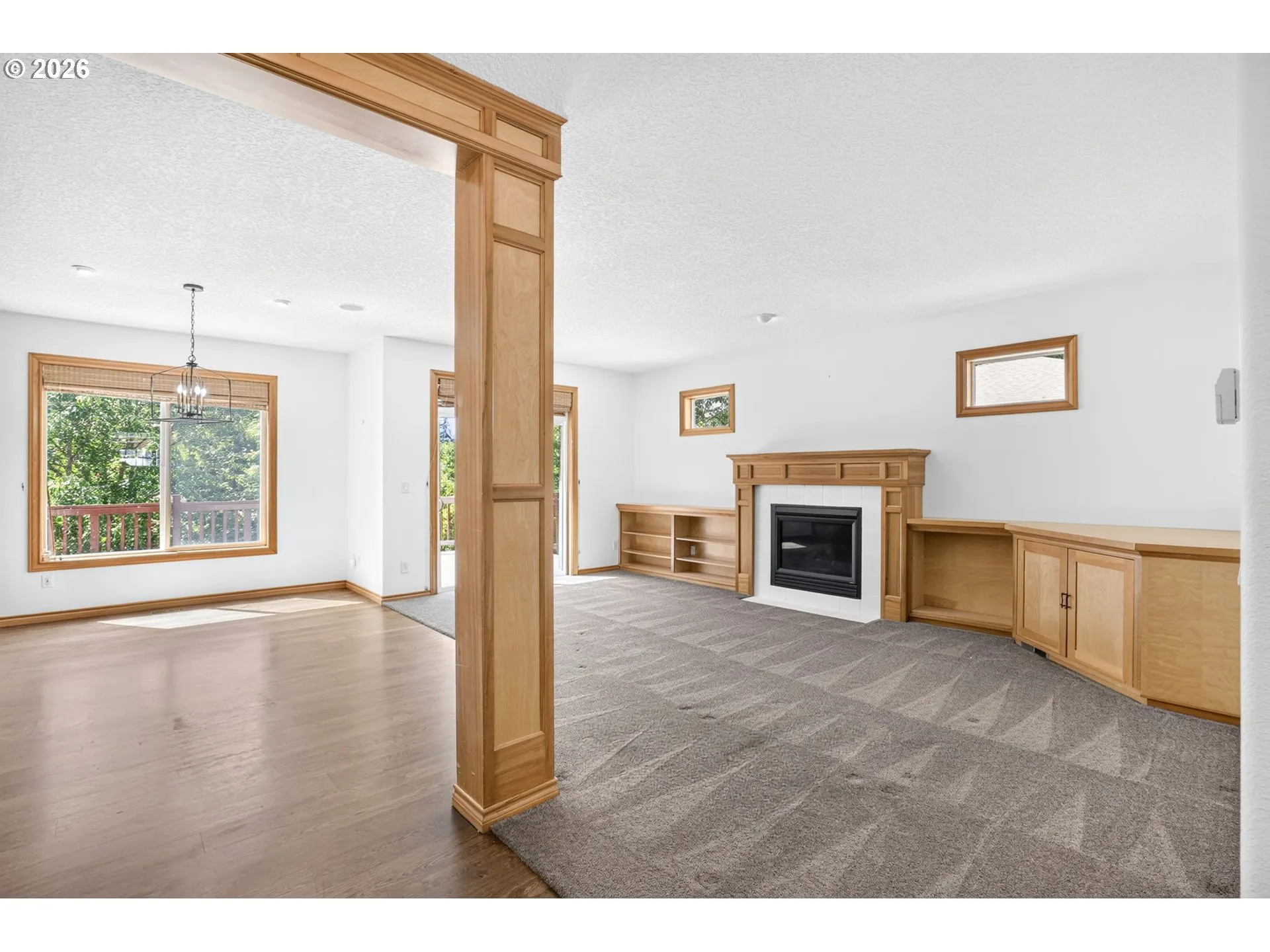 Living Room/Dining Room