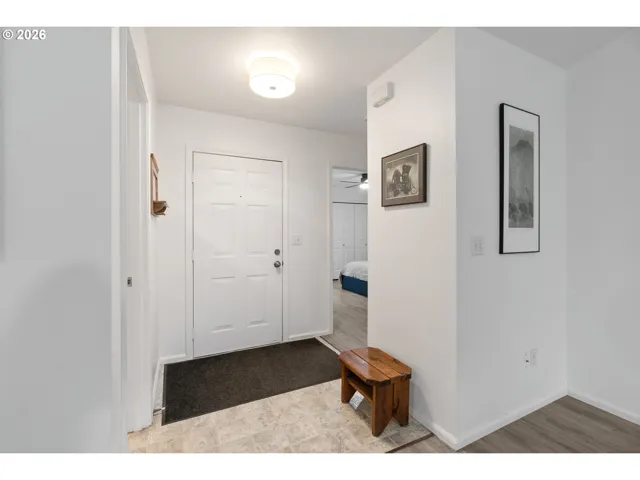 Entrance/Foyer