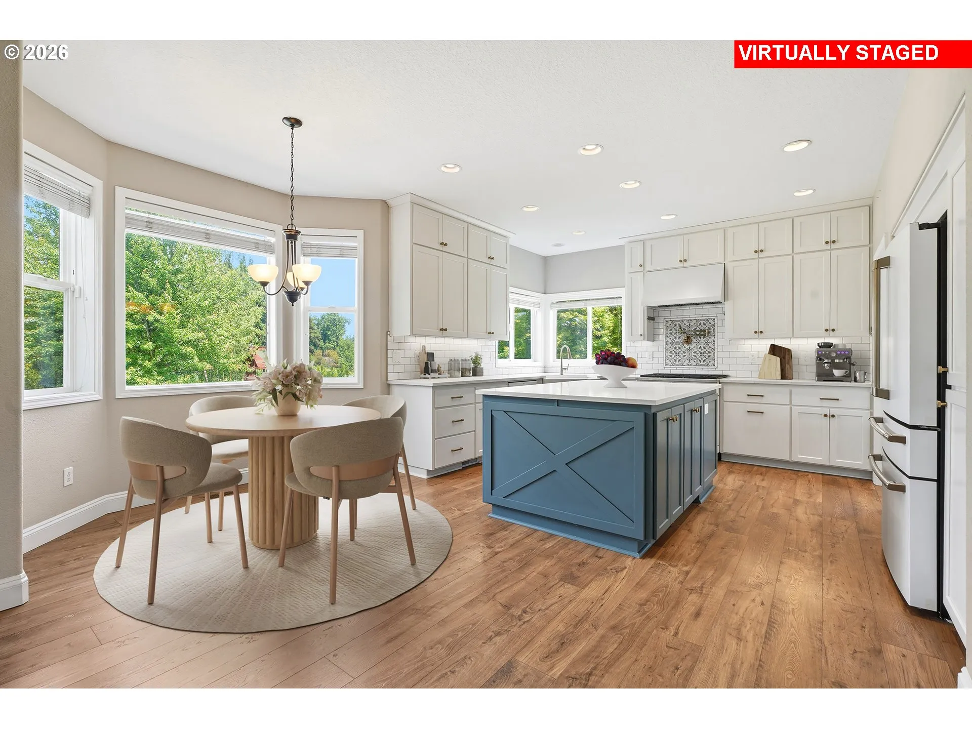 Kitchen/Nook-Eating Area