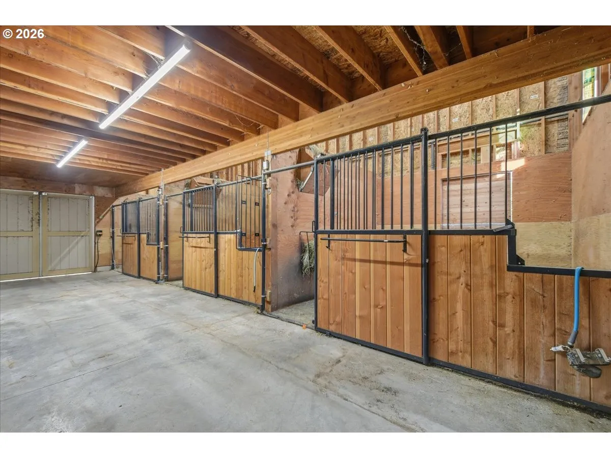 Stable