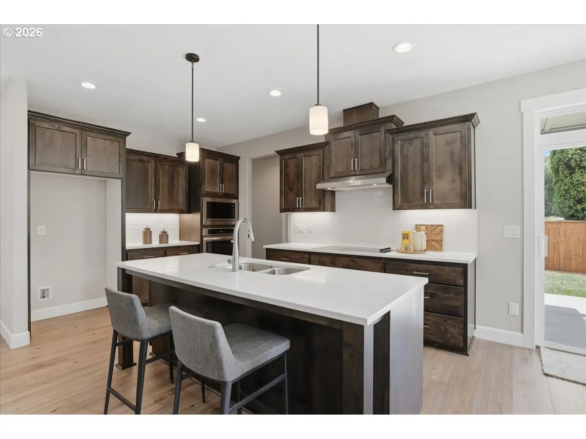 Kitchen-Island