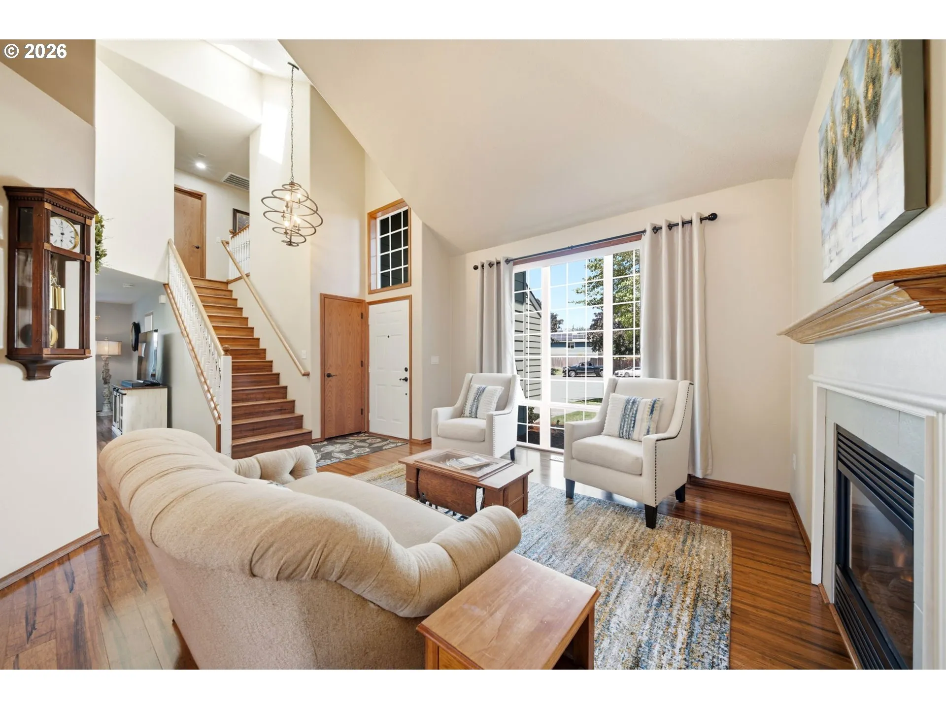 Living Room/Entrance-# 1