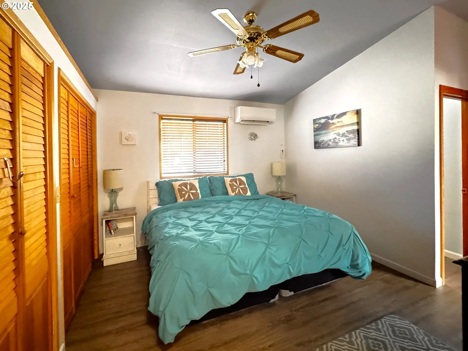 Bedroom, Primary
