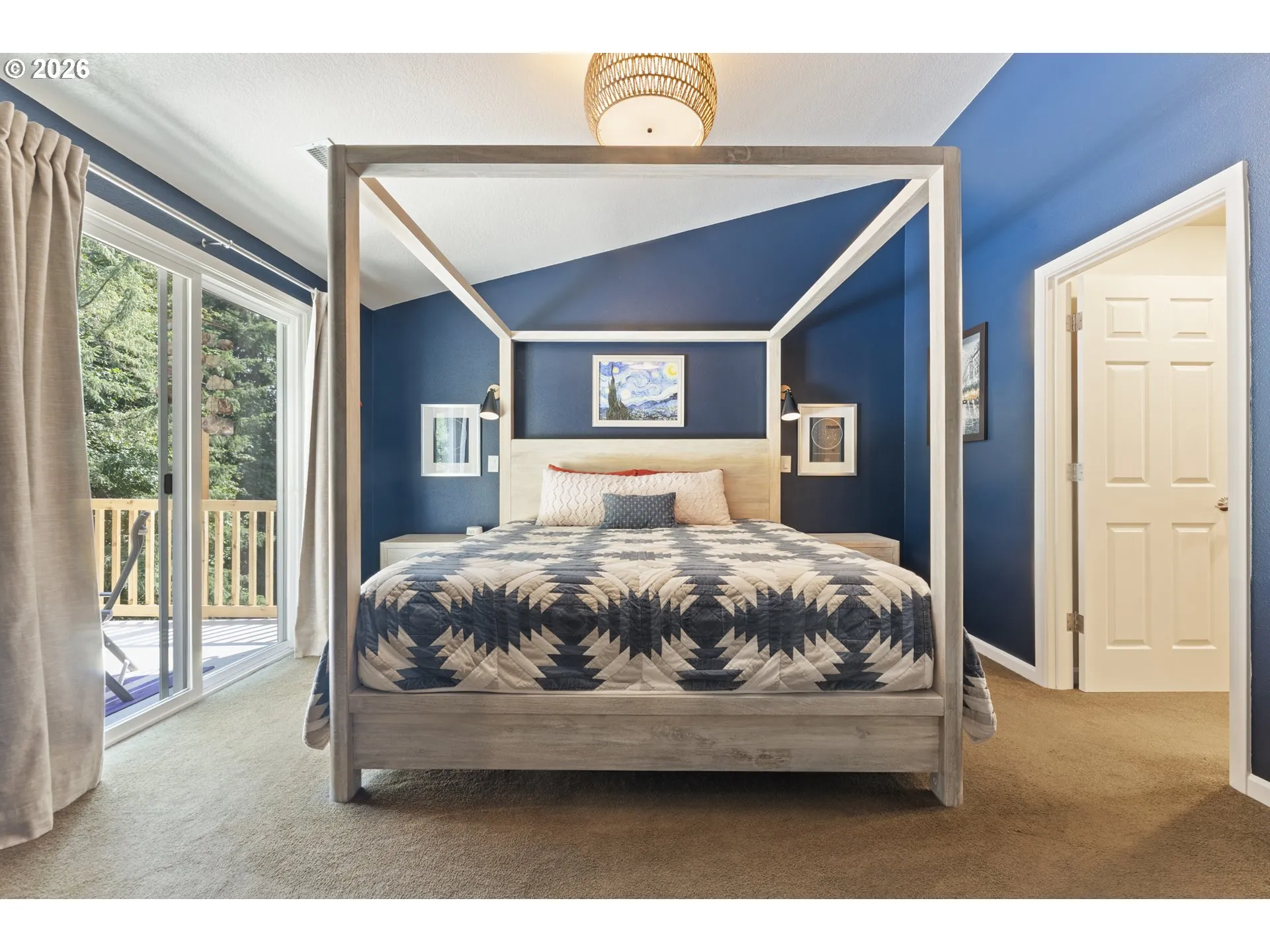 Bedroom, Owner's Suite-Upper