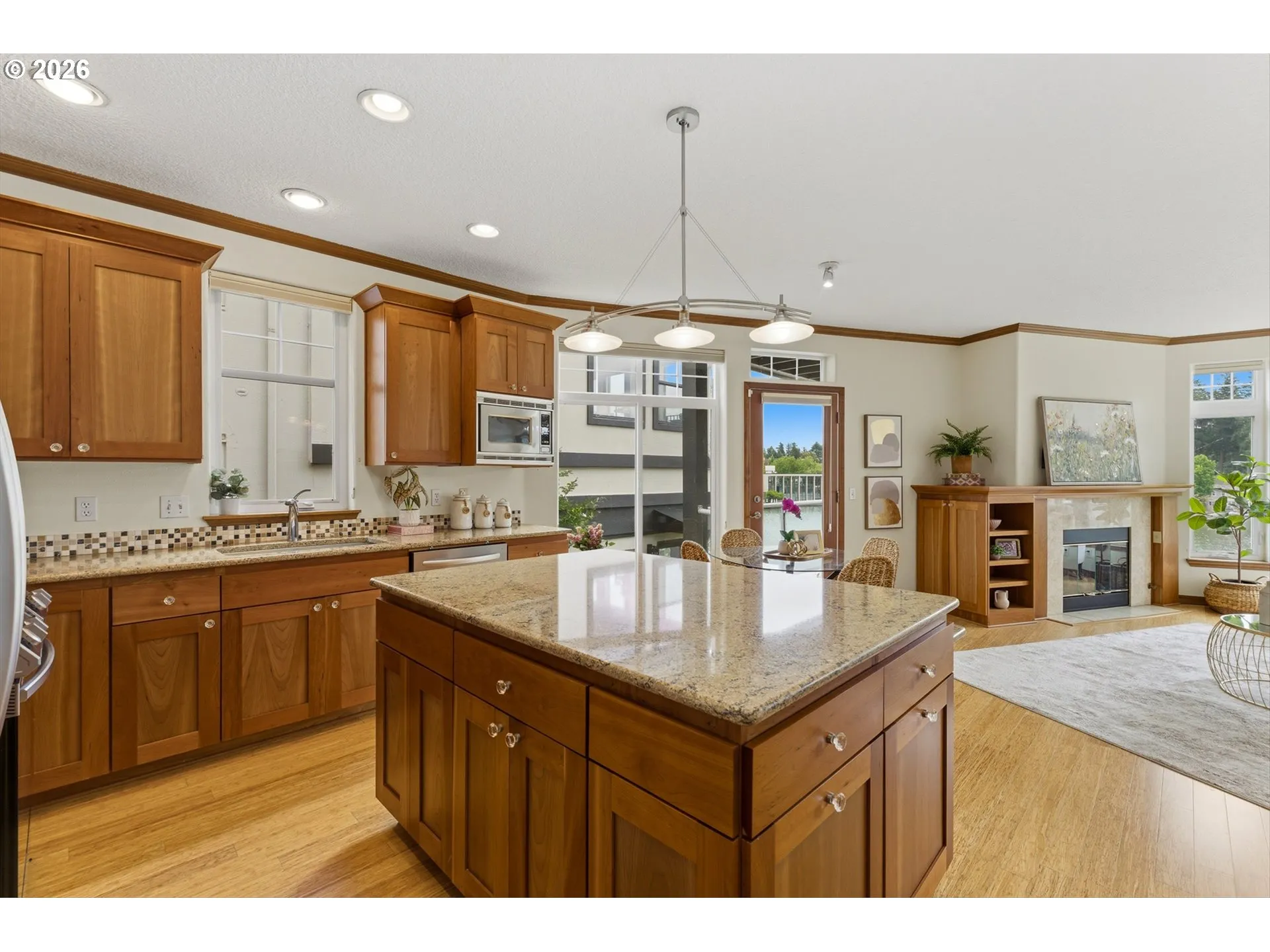 Kitchen-Island