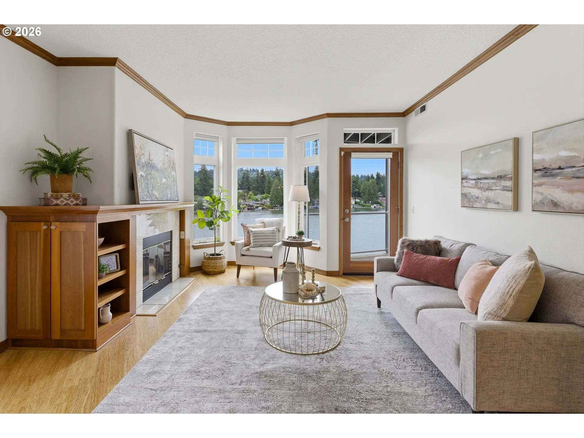 Living Room-Fireplace