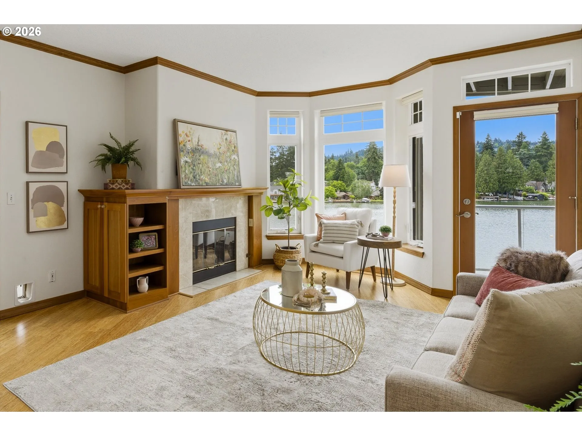 Living Room-Fireplace