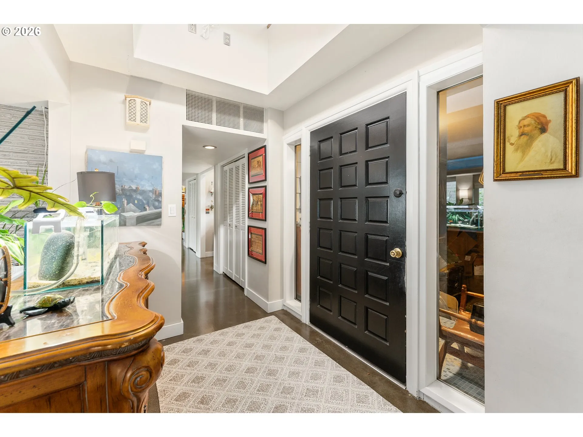 Entrance/Foyer