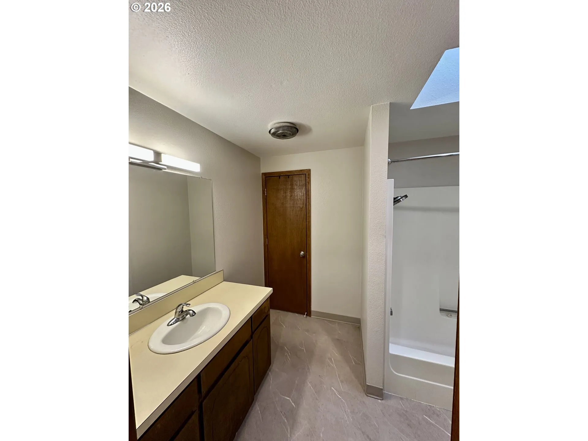 Bathroom-Hall