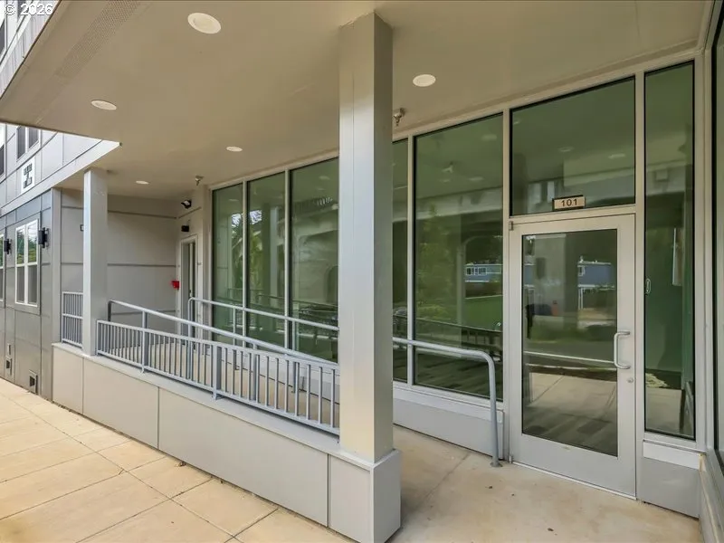 Entrance/Foyer