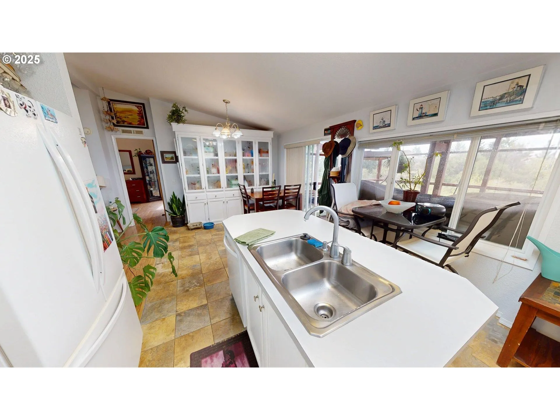 Kitchen-Island