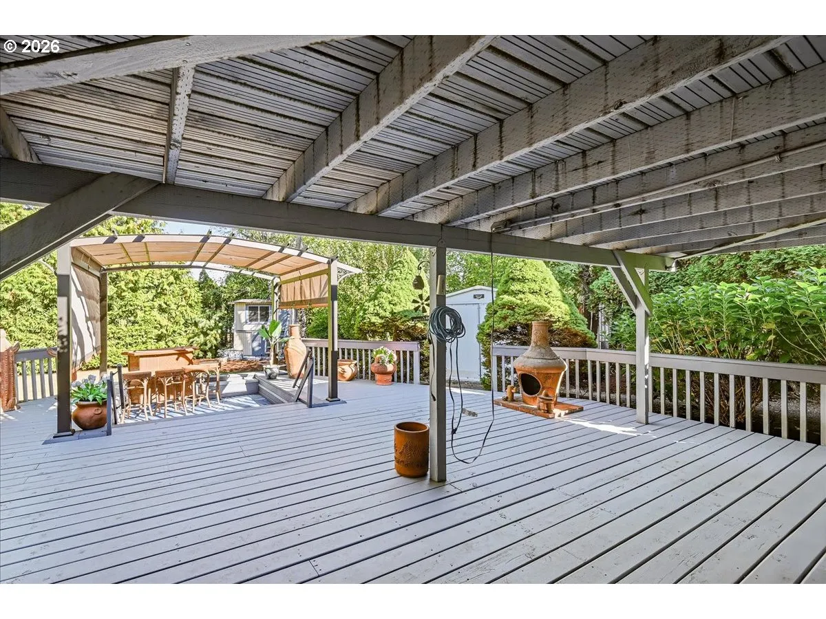 Deck-Lower