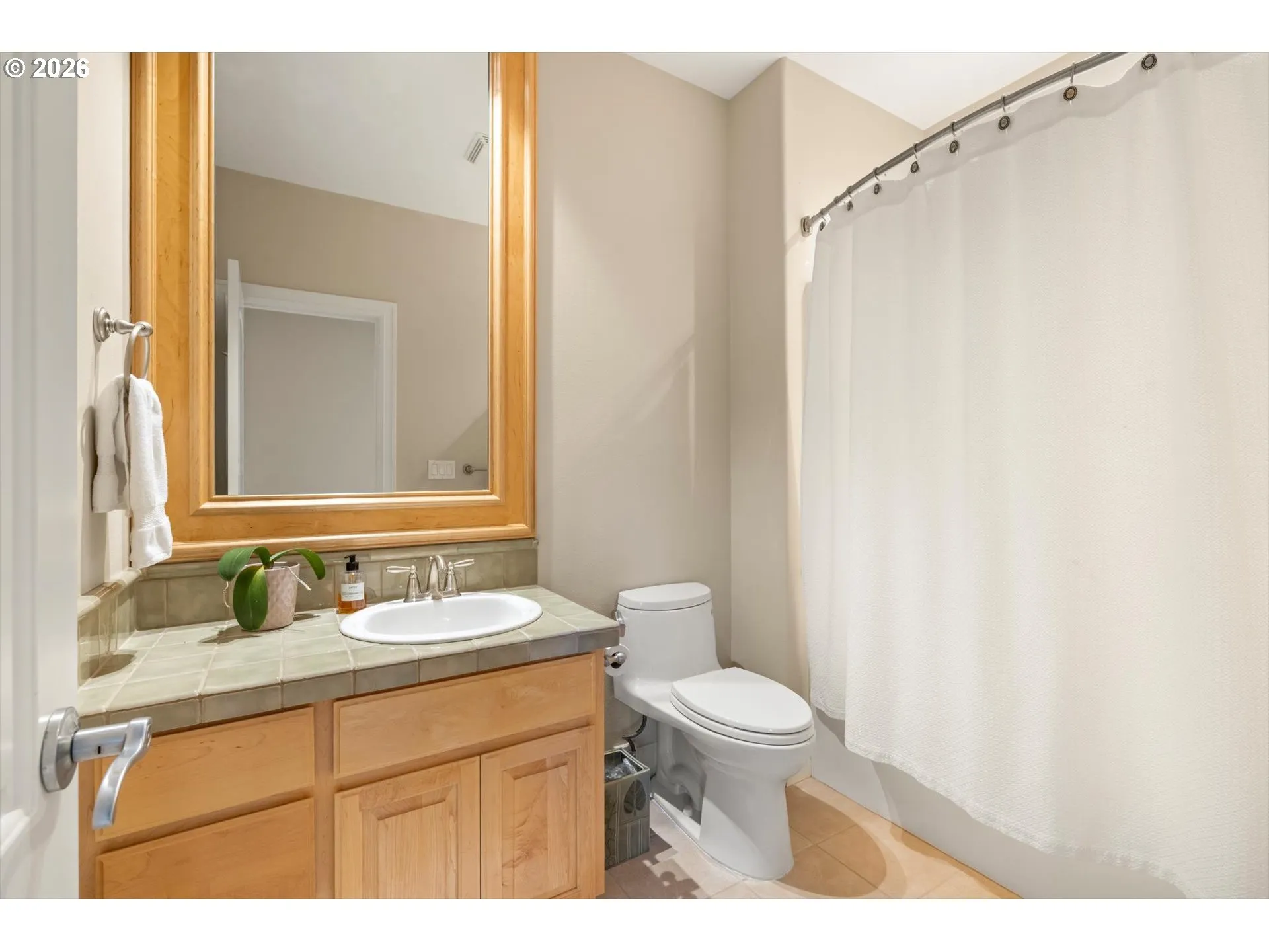 Bathroom-Lower