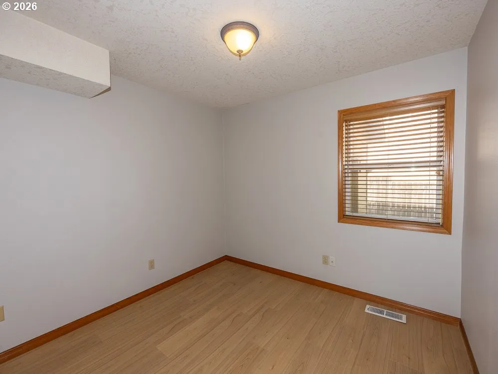 Den/Office-Lower